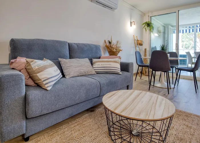 Kaminias Iii Reformat Per 4 Persones A Politur A 10 Minuts A Peu De La Cala Rovira Daire